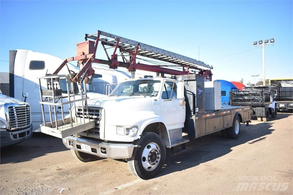 SkyHoist SR53 Boom / Crane / Bucket Trucks