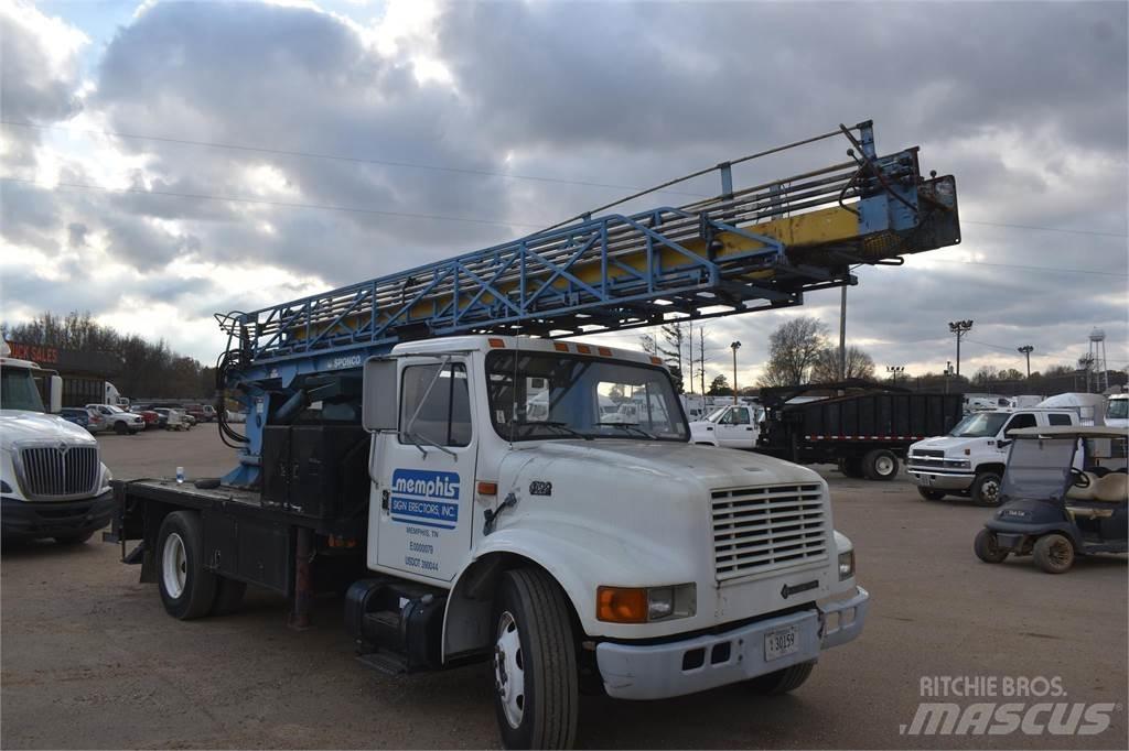  SPONCO M55 Boom / Crane / Bucket Trucks