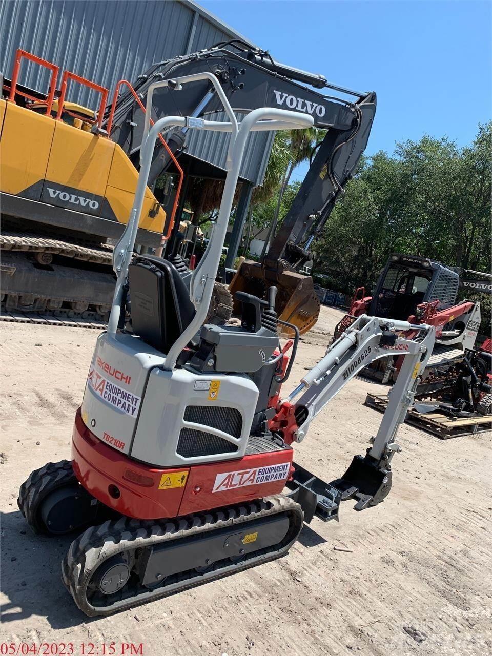 Takeuchi TB210R Mini Excavators <7t (Mini Diggers)