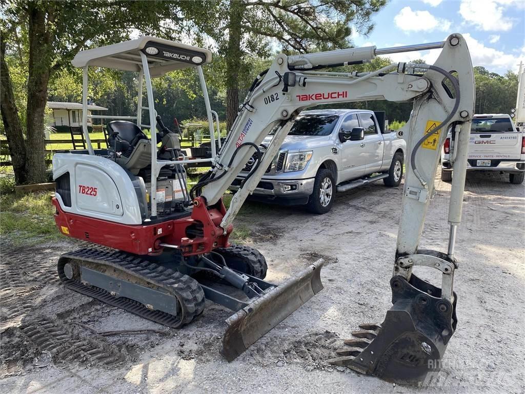 Takeuchi TB225 Mini Excavators <7t (Mini Diggers)