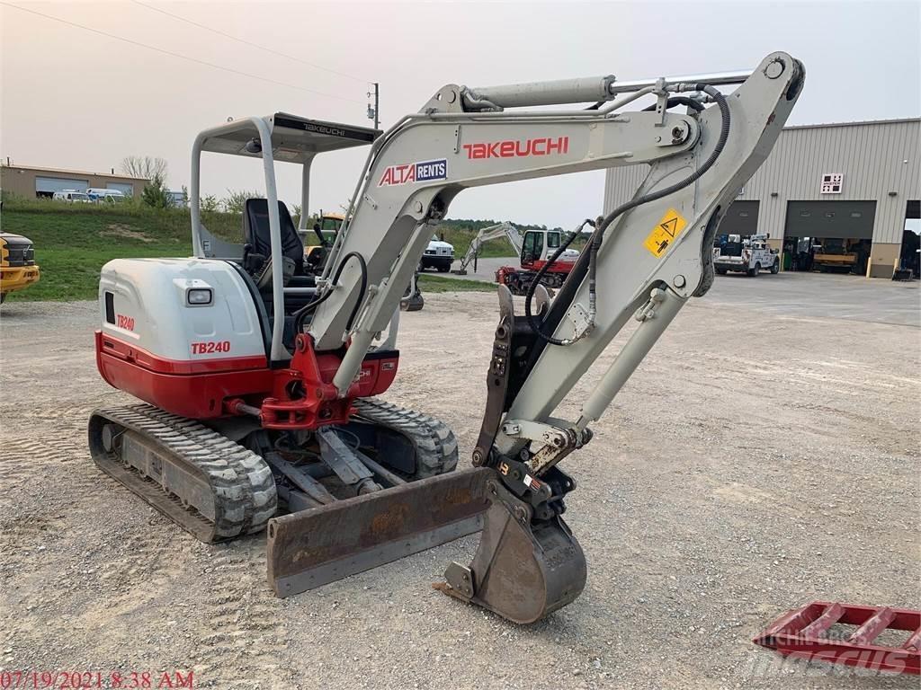 Takeuchi TB240 Mini Excavators <7t (Mini Diggers)