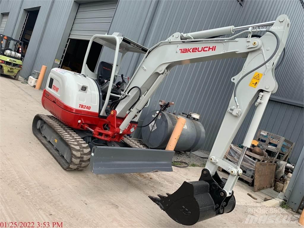Takeuchi TB240 Mini Excavators <7t (Mini Diggers)