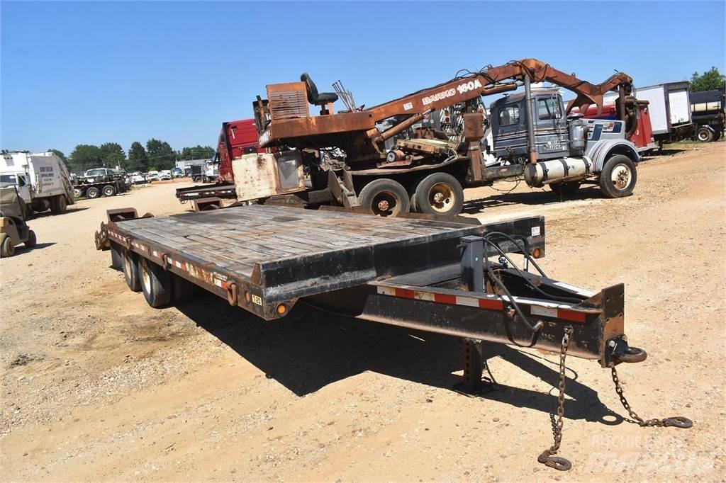 TOWMASTER  Lowboy Trailers
