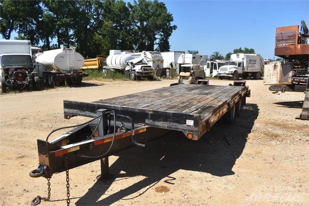 TOWMASTER  Lowboy Trailers