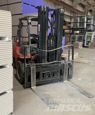 Toyota 7FDU45 Misc Forklifts