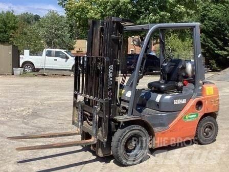 Toyota 8FGU25 Misc Forklifts