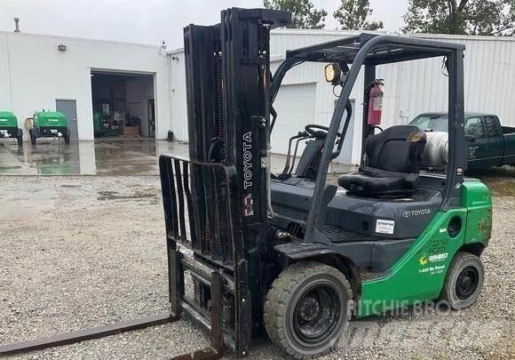 Toyota 8FGU25 Misc Forklifts