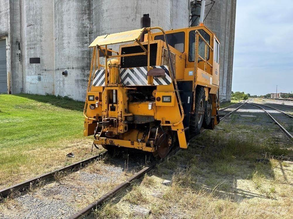  TRACKMOBILE 5500TM Other