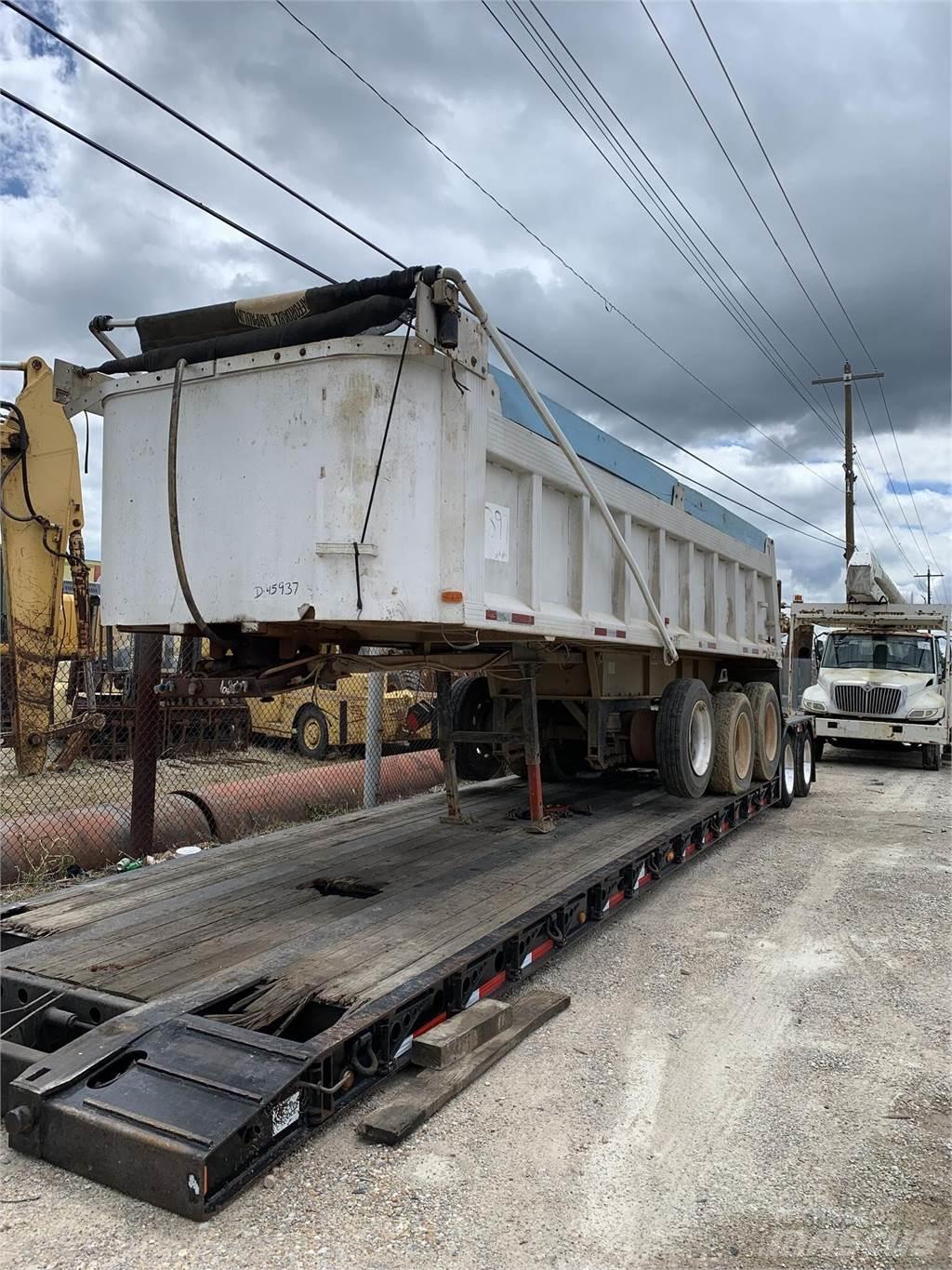 Travis  Dump Trailers