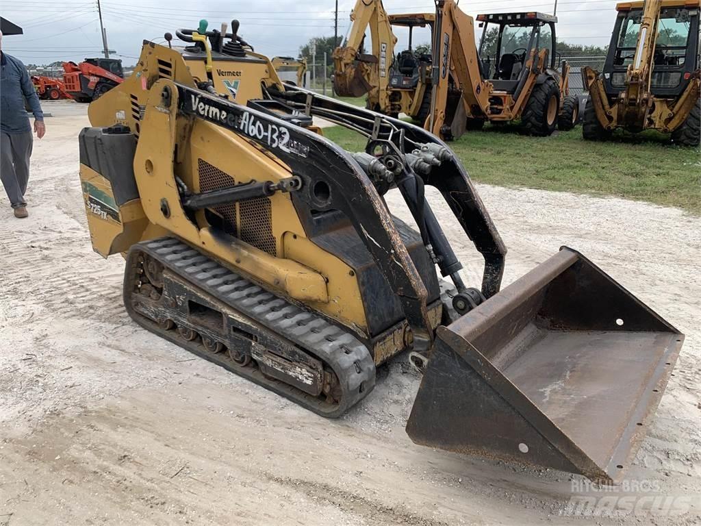Vermeer S725TX Skid Steer Loaders
