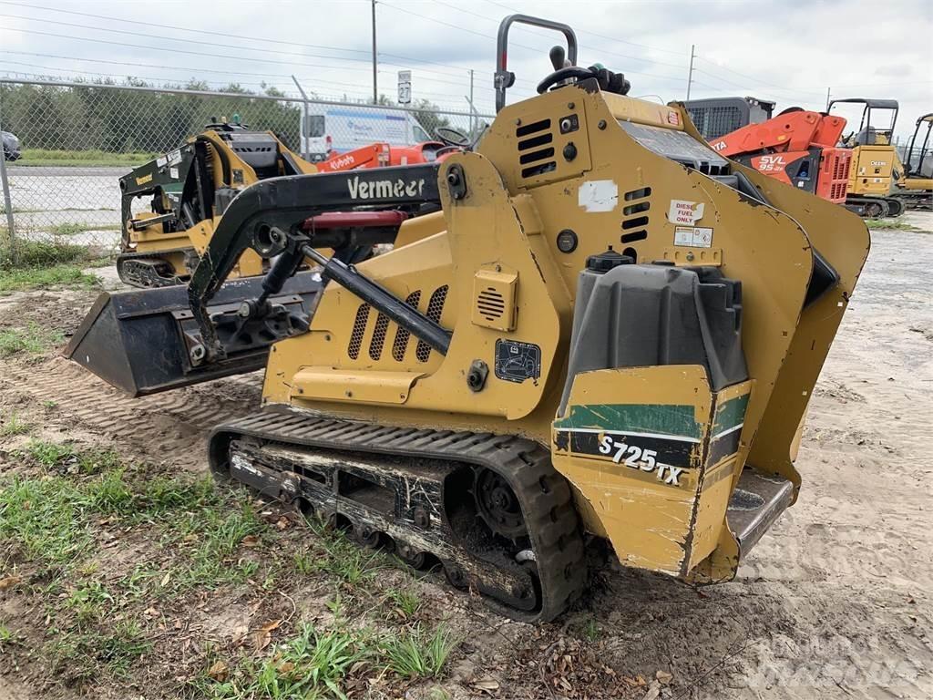 Vermeer S725TX Skid Steer Loaders
