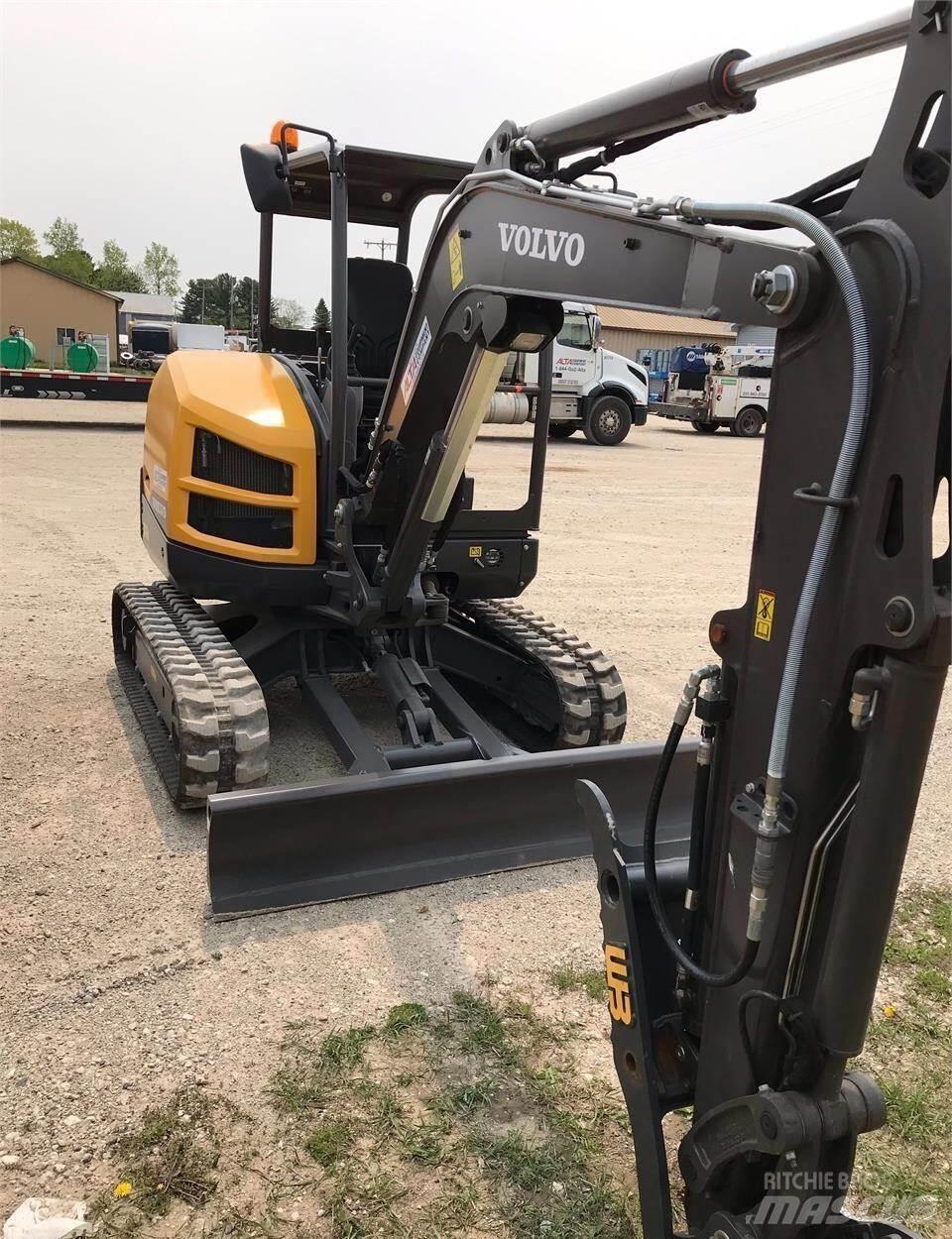 Volvo EC35D Mini Excavators <7t (Mini Diggers)