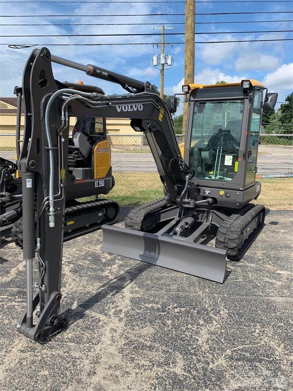 Volvo EC35D Mini Excavators <7t (Mini Diggers)