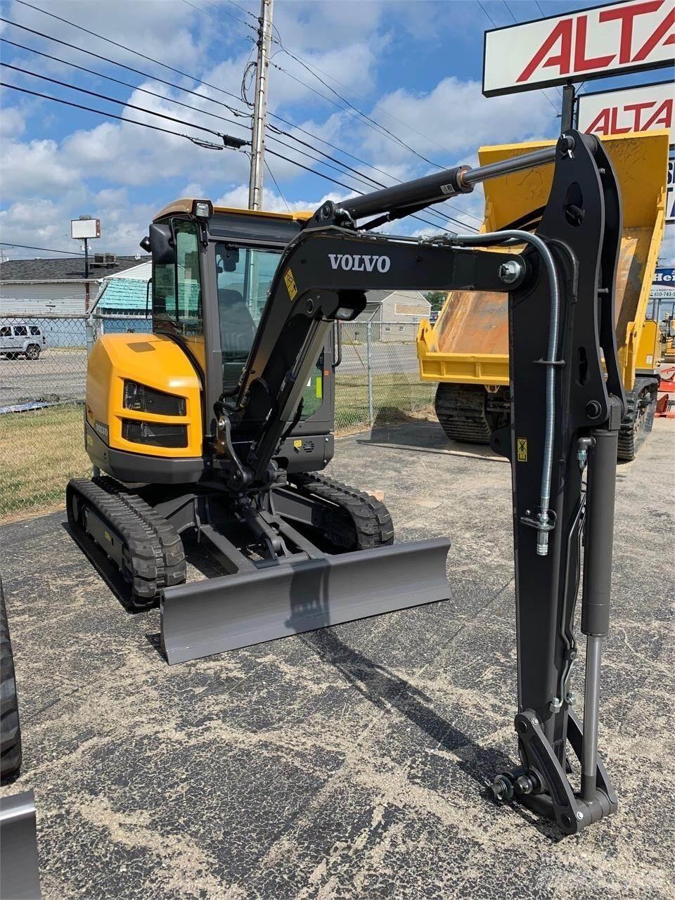 Volvo EC35D Mini Excavators <7t (Mini Diggers)