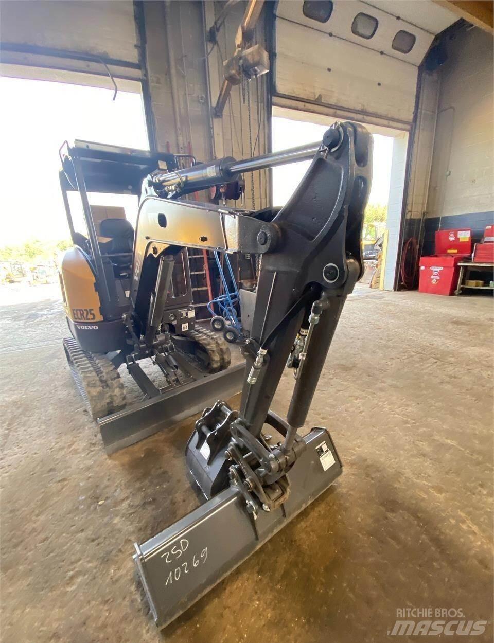 Volvo ECR25D Mini Excavators <7t (Mini Diggers)