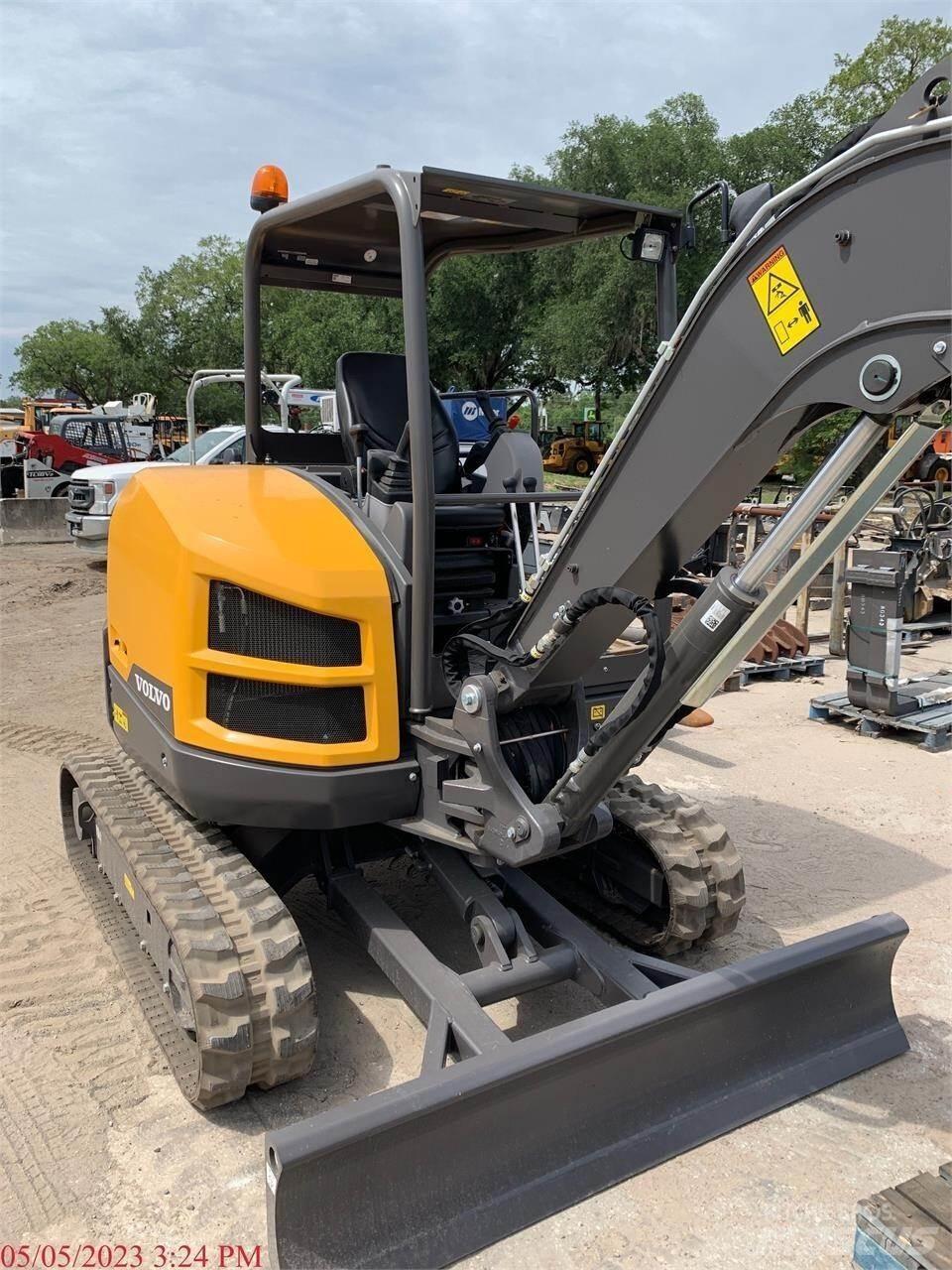 Volvo ECR40D Mini Excavators <7t (Mini Diggers)