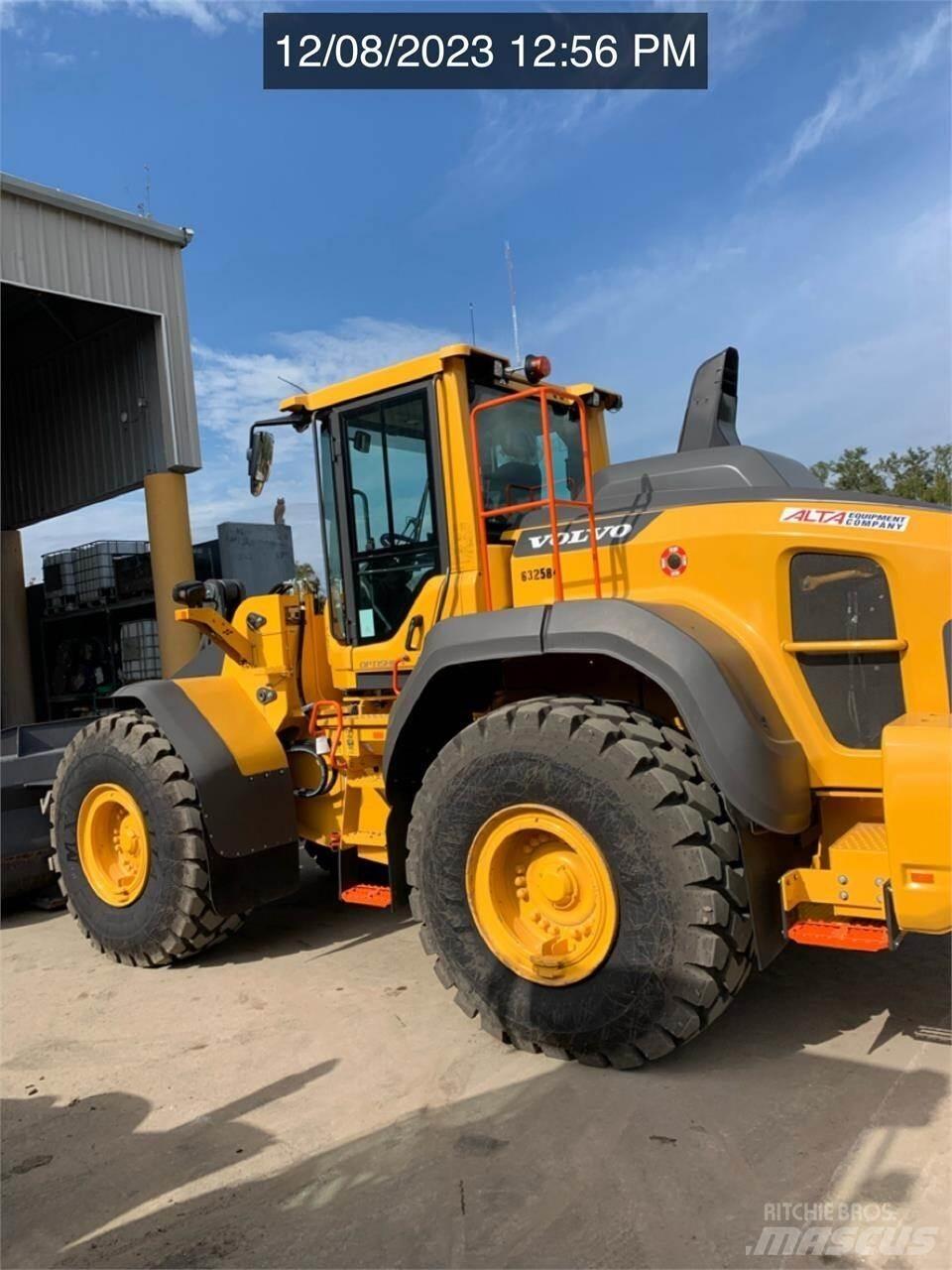Volvo L110H Wheel Loaders