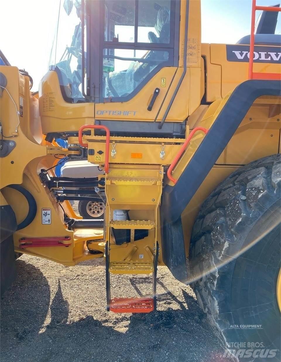 Volvo L220H Wheel Loaders
