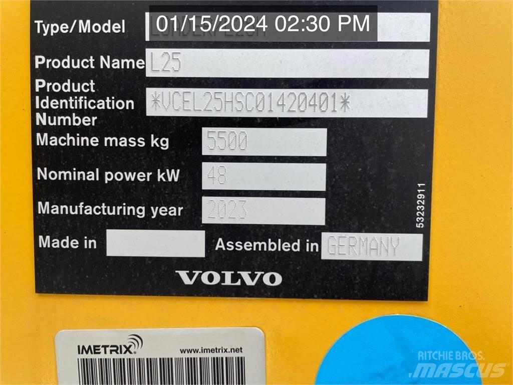 Volvo L25 Wheel Loaders