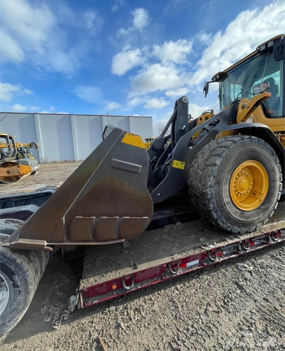 Volvo L90H Wheel Loaders