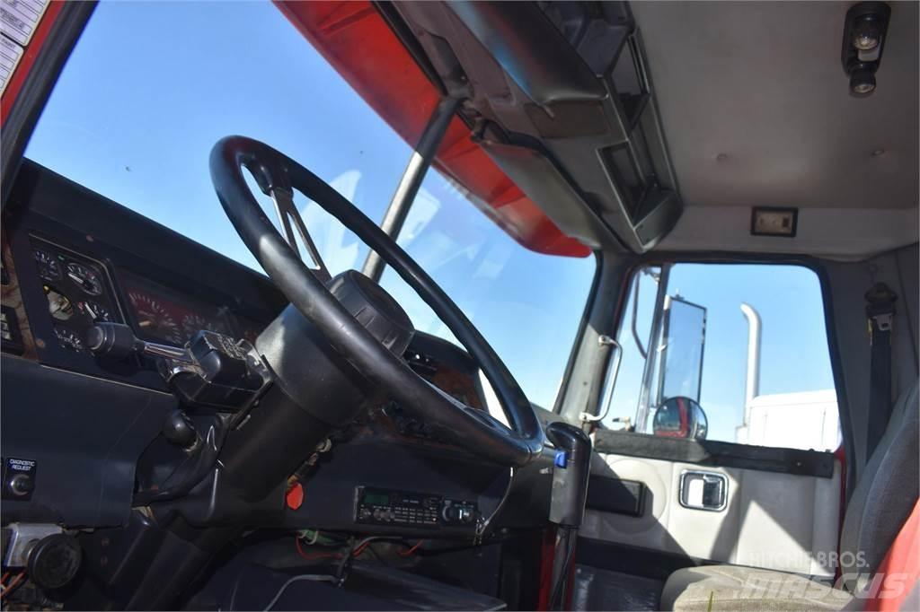 Volvo WG64T Dump Trucks