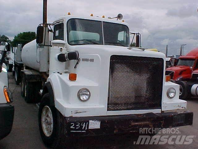 Western Star 6964F Tank Trucks