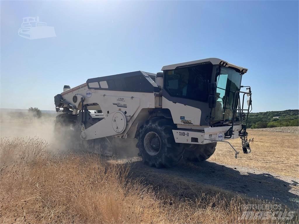 Wirtgen WR240I Asphalt Recycling Equipment