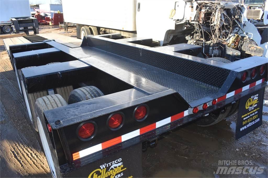 Witzco CHALLENGER Lowboy Trailers