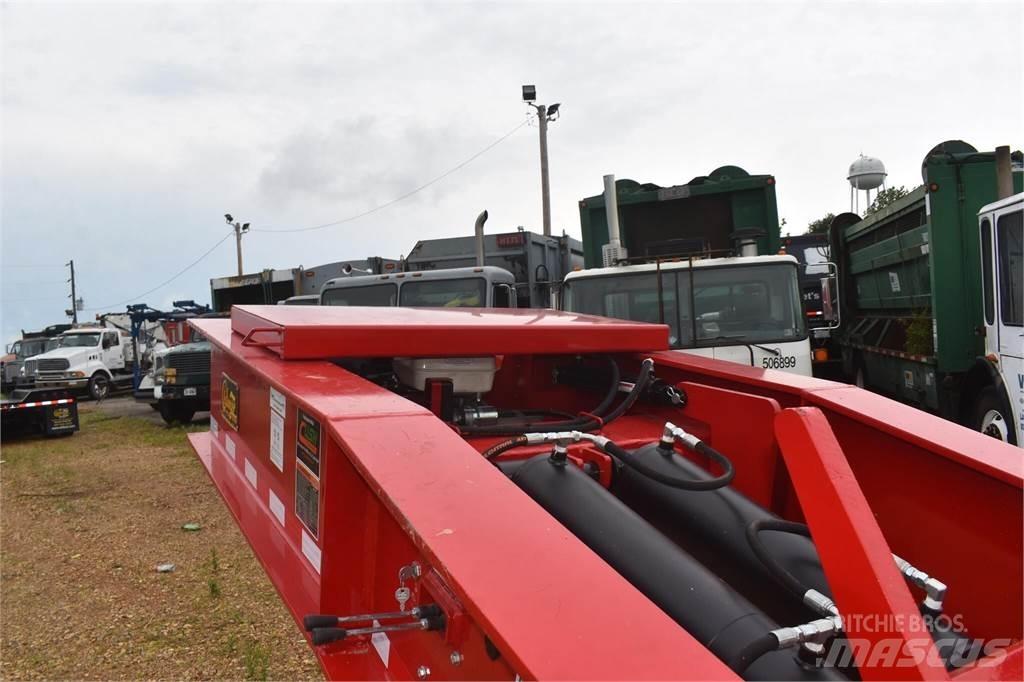 Witzco CHALLENGER Lowboy Trailers
