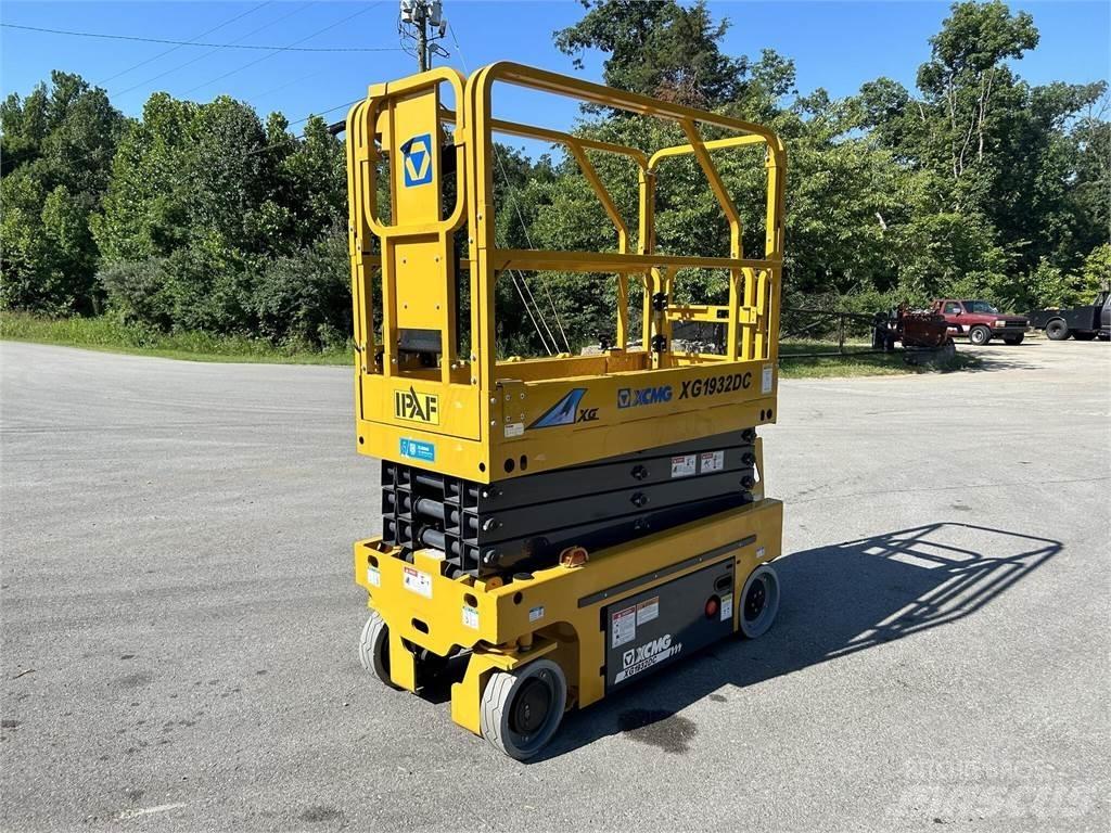 XCMG XG1932DC Scissor Lifts