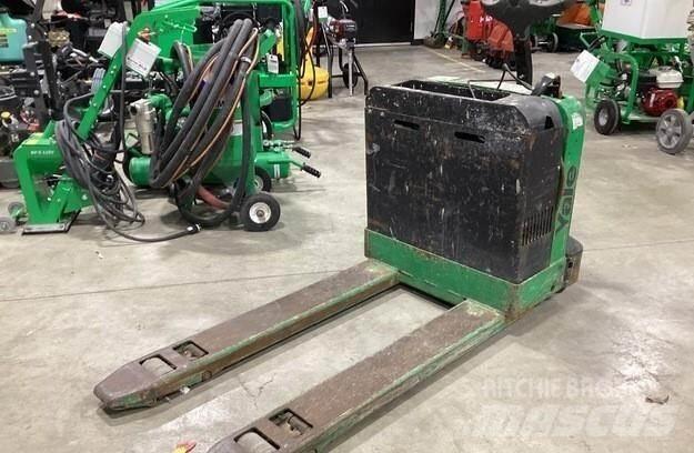 Yale MPB040E Pallet Truck
