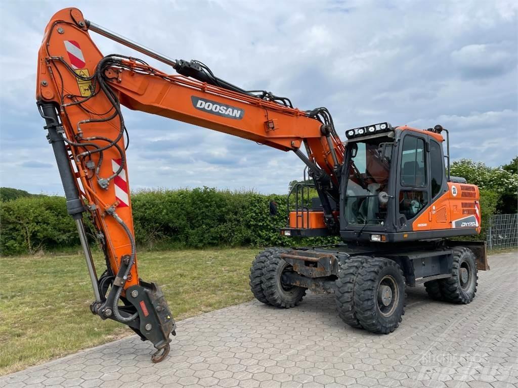 Doosan DX170W-5 Wheeled Excavators