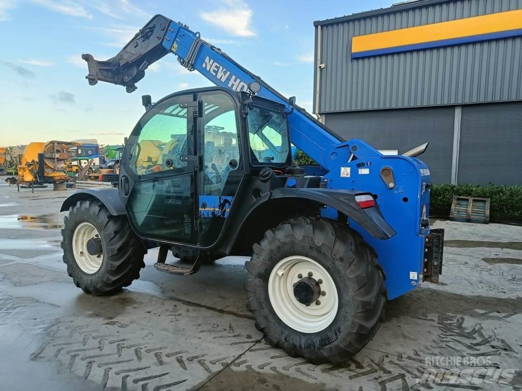 New Holland LM7.35 Telehandlers for Agriculture