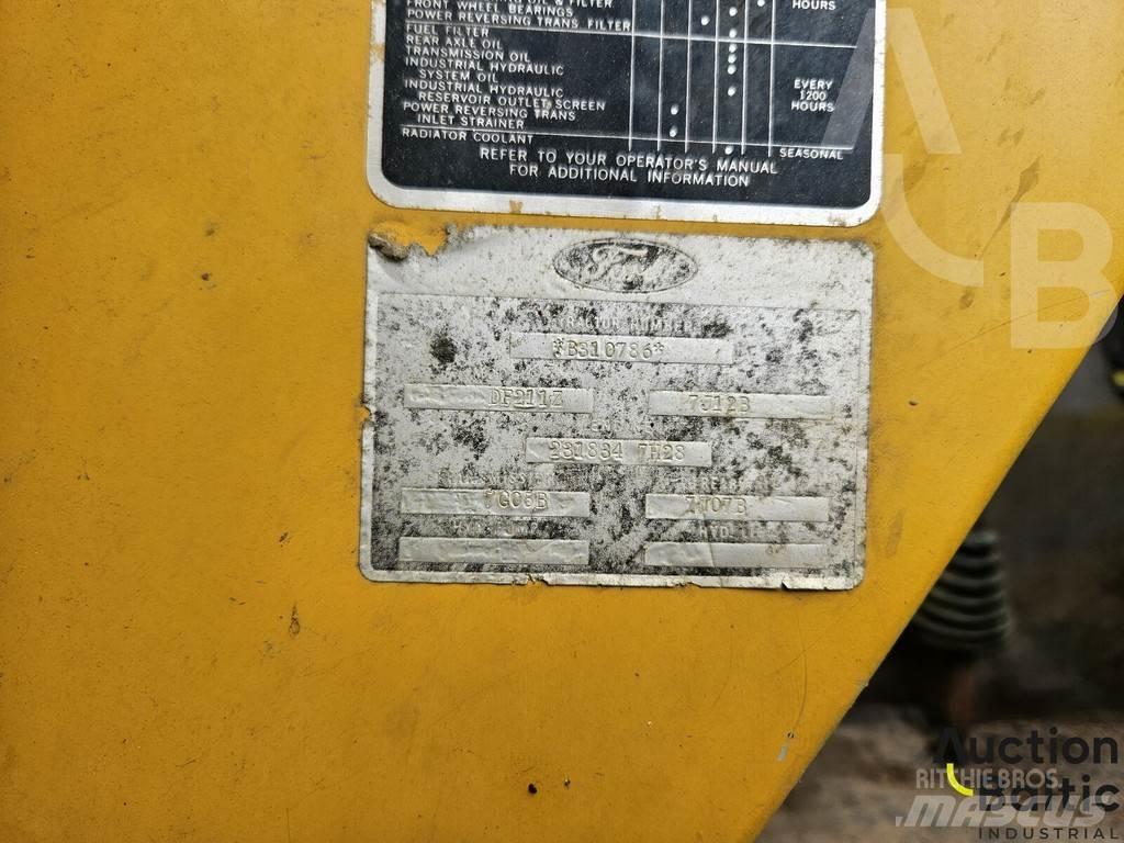 Ford 550 Backhoe Loaders