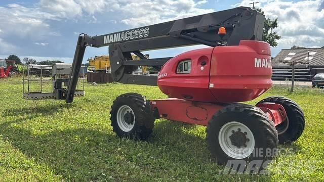 Manitou 200 ATJ Compact self-propelled boom lifts