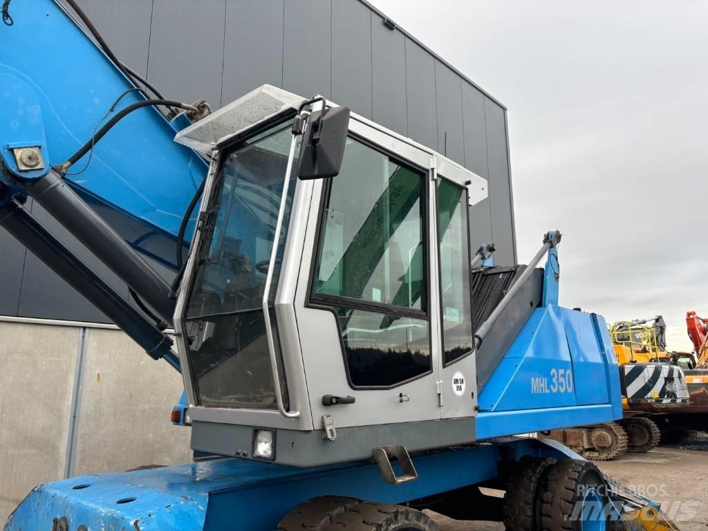 Fuchs MHL350  --  MHL 350 Waste / Industry Handlers