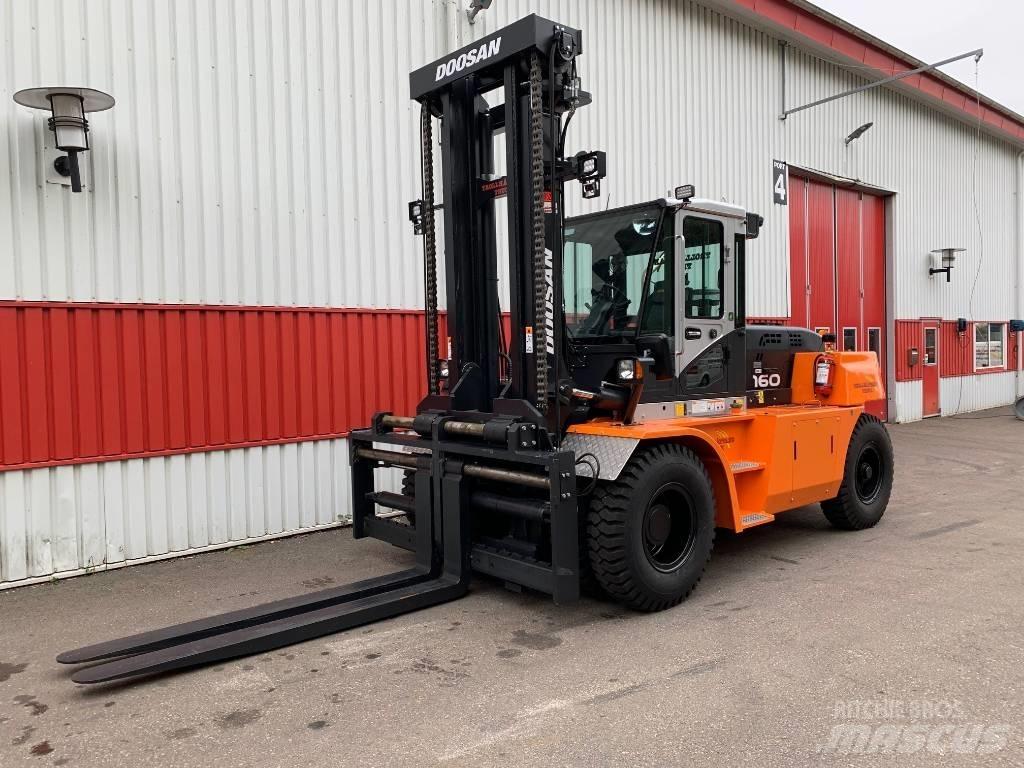 Doosan D160S-7 Diesel Forklifts