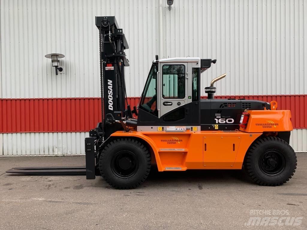 Doosan D160S-7 Diesel Forklifts