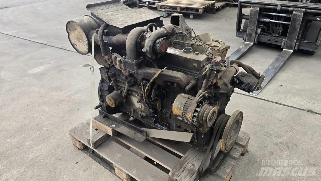 Komatsu S6D95L-1 Engines