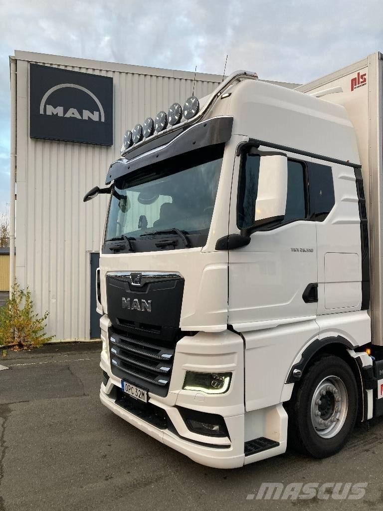MAN TGX 26.510 Box trucks
