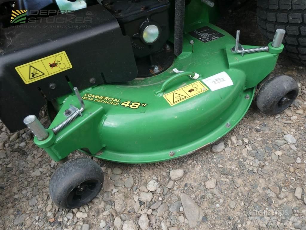 John Deere X950R Compact tractors