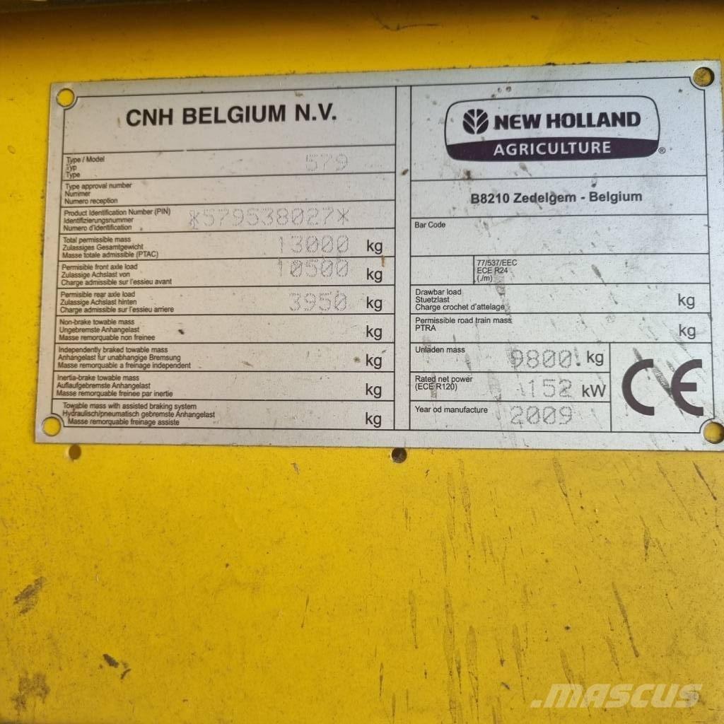 New Holland TC 5070 Combine Harvesters