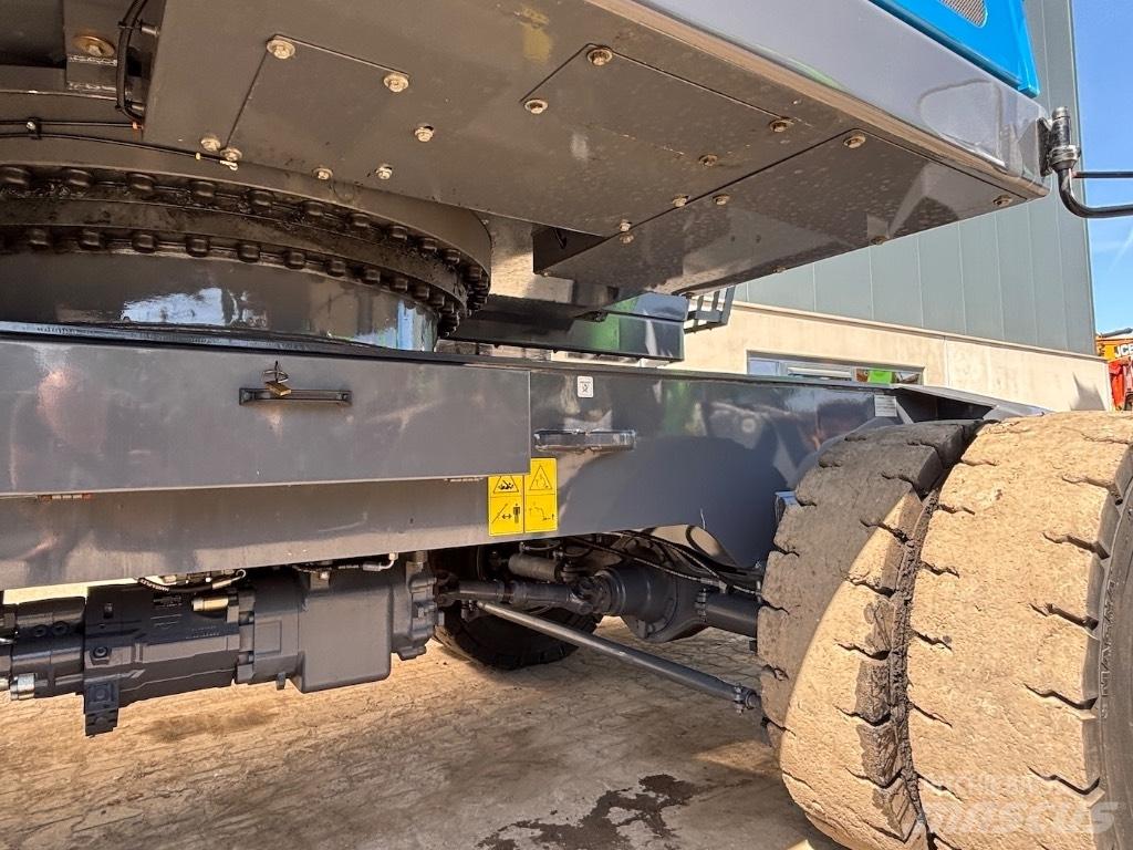 Fuchs MHL 350 F Waste / Industry Handlers