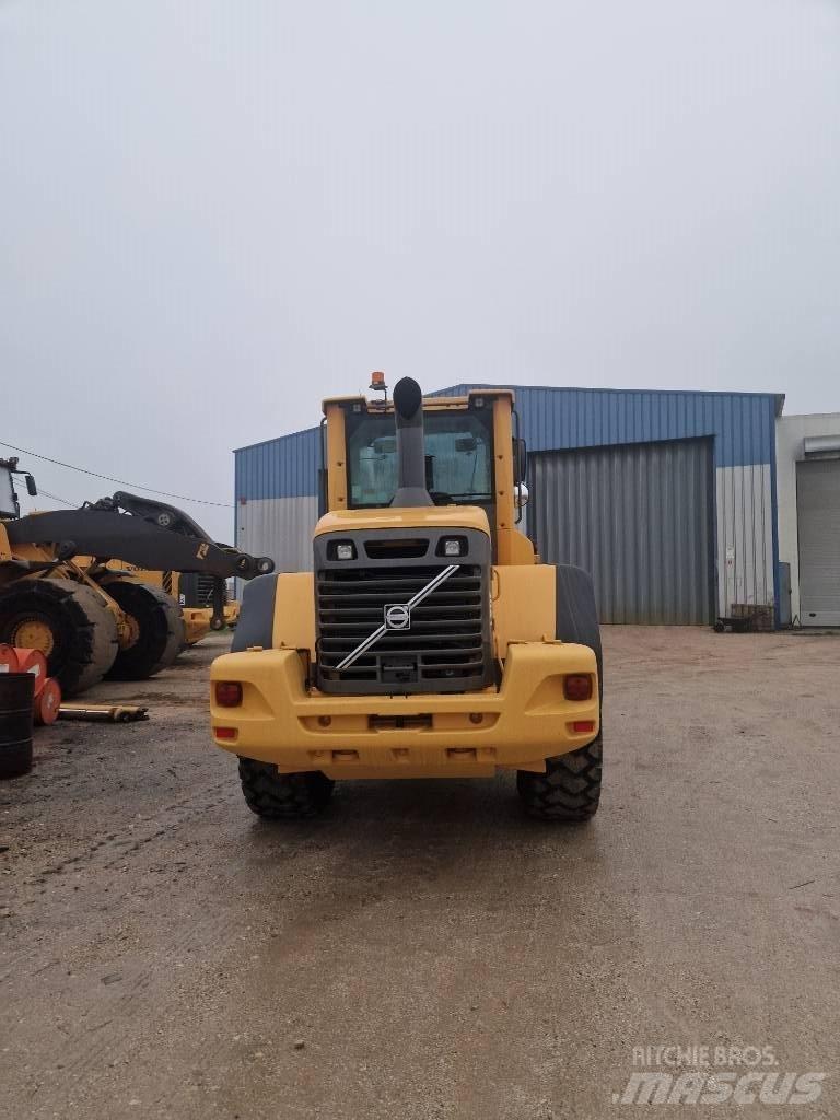 Volvo L 90 F Wheel Loaders