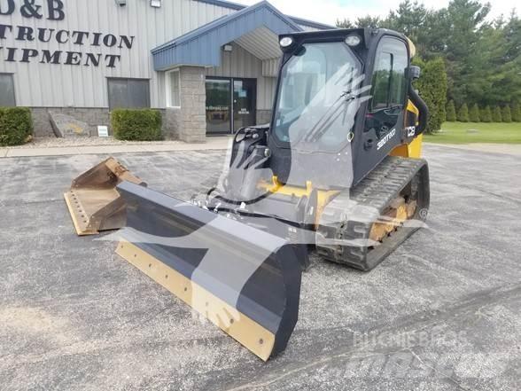 JCB 320T Skid Steer Loaders