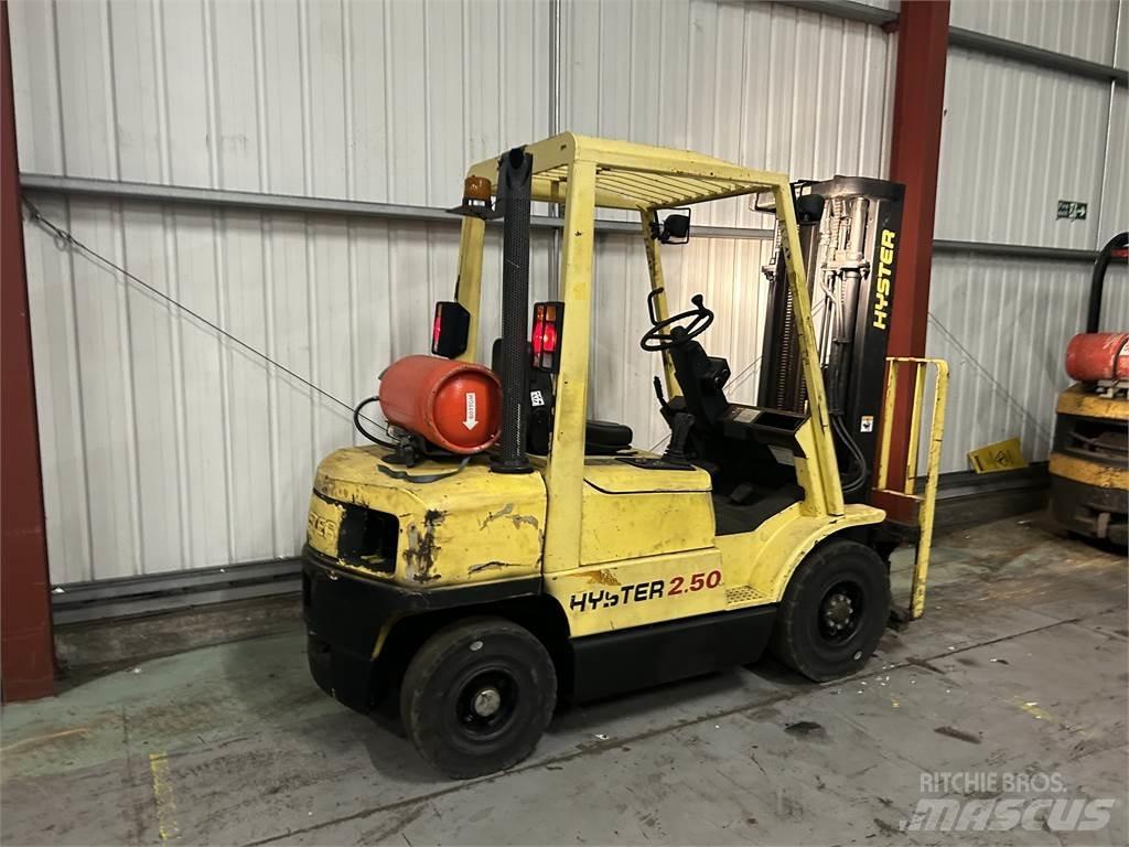 Hyster H2.50XM LPG trucks