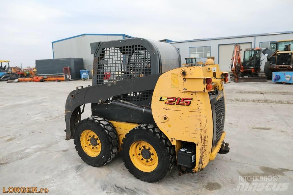 New Holland L 215 Skid Steer Loaders