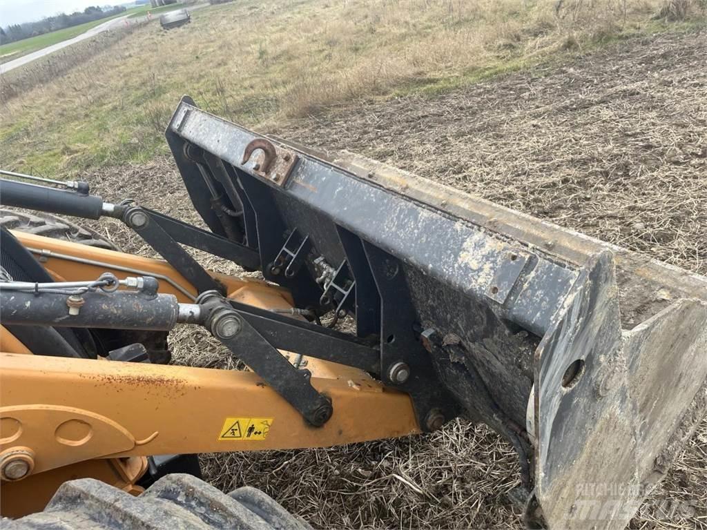 CASE 695 ST Backhoe Loaders