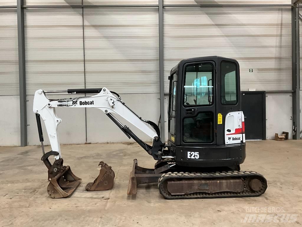 Bobcat E 25 Mini Excavators <7t (Mini Diggers)