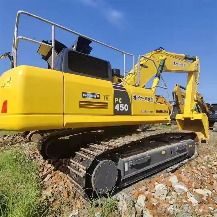 Komatsu PC 450 Crawler Excavators